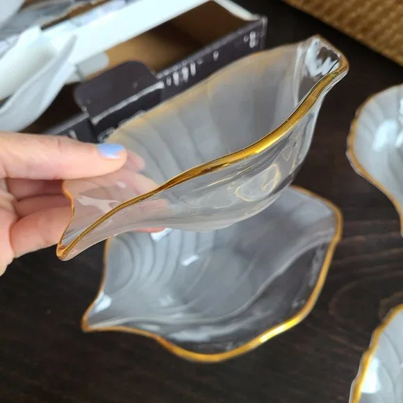 Studio Nova Set of 4 bowls with gold trim. ''Golden Leaf'' - Picture 5 of 6